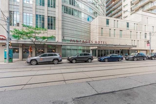 1616 - 200 Victoria St, Condo with 1 bedrooms, 1 bathrooms and 0 parking in Toronto ON | Image 1