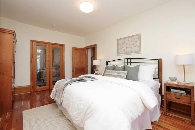 19 Denison Ave, House attached with 5 bedrooms, 2 bathrooms and 1 parking in Toronto ON | Image 7