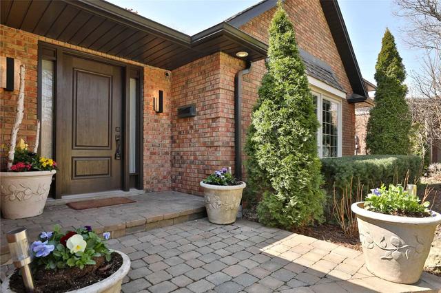 2020 Headon Forest Dr, House detached with 2 bedrooms, 3 bathrooms and 8 parking in Burlington ON | Image 23