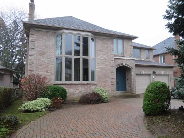 5 Cotswold Cres, House detached with 4 bedrooms, 6 bathrooms and 4 parking in Toronto ON | Image 1