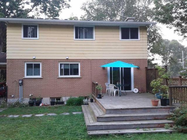 704 6th Ave W, House detached with 4 bedrooms, 2 bathrooms and 2 parking in Owen Sound ON | Image 20