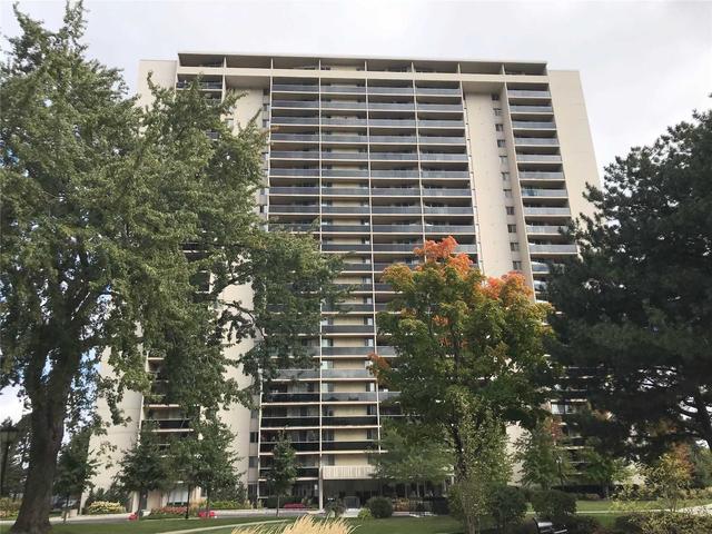 904 - 812 Burnhamthorpe Rd, Condo with 2 bedrooms, 2 bathrooms and 1 parking in Toronto ON | Image 1
