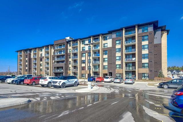 104 - 7 Kay Cres, Condo with 2 bedrooms, 2 bathrooms and 2 parking in Guelph ON | Image 1