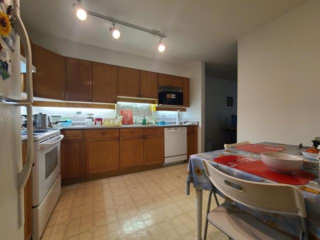205 - 9260 No. 2 Road, Condo with 2 bedrooms, 2 bathrooms and 1 parking in Richmond BC | Card Image