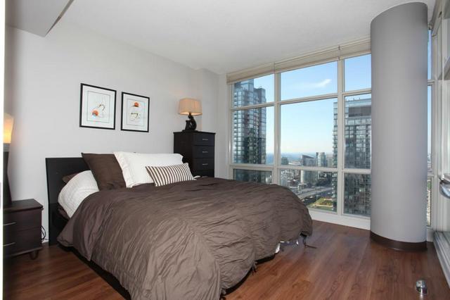3903 - 10 Navy Wharf Crt, Condo with 1 bedrooms, 1 bathrooms and null parking in Toronto ON | Image 8