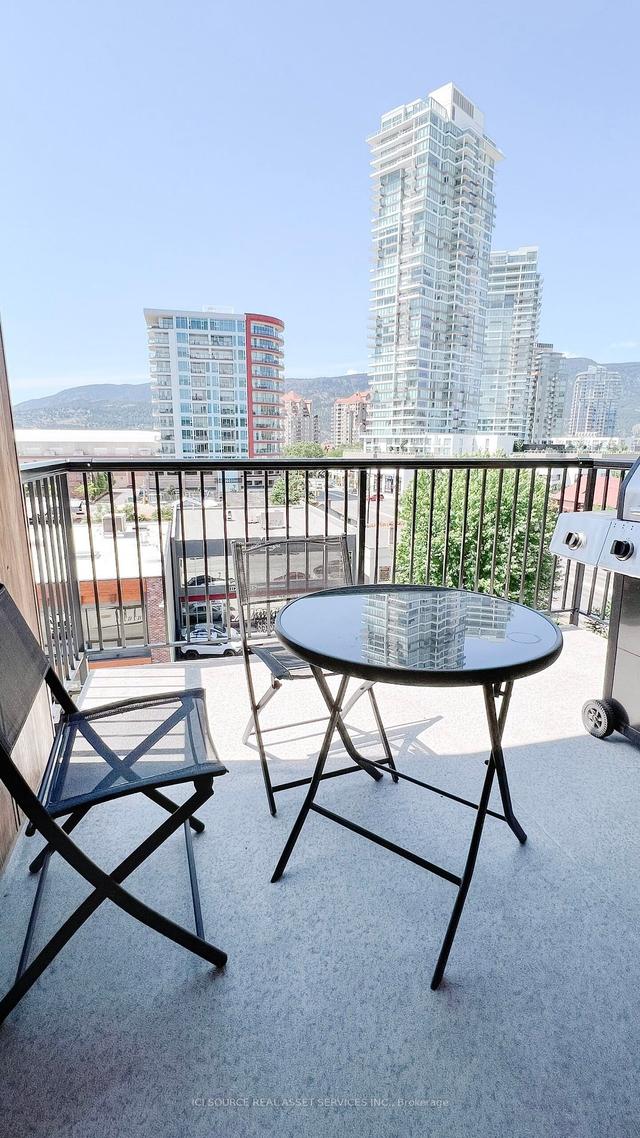 508 - 1215 St Paul St, Condo with 2 bedrooms, 2 bathrooms and 1 parking in Kelowna BC | Image 2