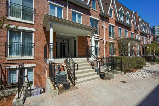814 - 12 Laidlaw St, Townhouse with 2 bedrooms, 2 bathrooms and 1 parking in Toronto ON | Image 13