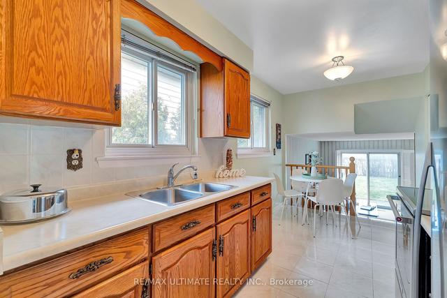 57 Hepworth Dr, House semidetached with 3 bedrooms, 2 bathrooms and 3 parking in Toronto ON | Image 19