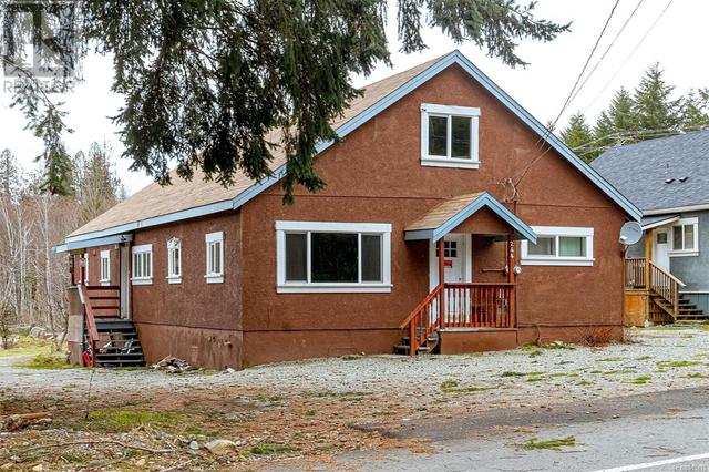 220 Macdonald Rd, Home with 12 bedrooms, 6 bathrooms and 4 parking in Lake Cowichan BC | Image 4