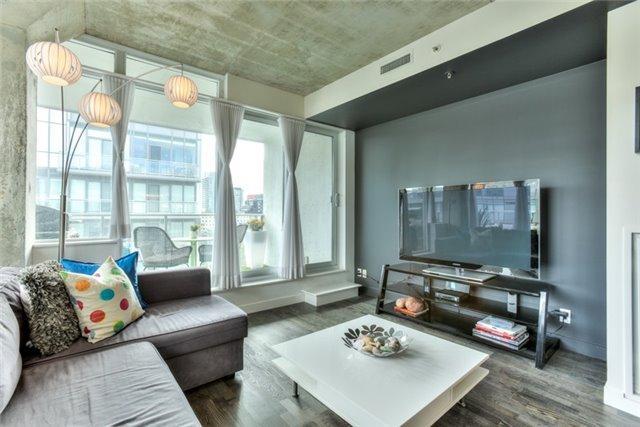 1012 - 75 Portland St, Condo with 1 bedrooms, 1 bathrooms and 1 parking in Toronto ON | Image 10