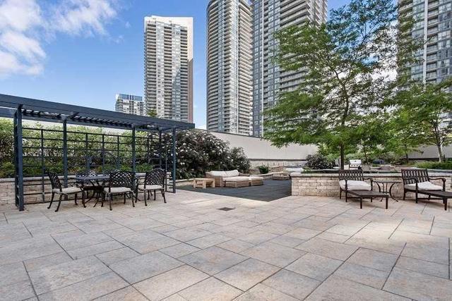 210 - 2230 Lake Shore Blvd W, Condo with 1 bedrooms, 1 bathrooms and 1 parking in Toronto ON | Image 30