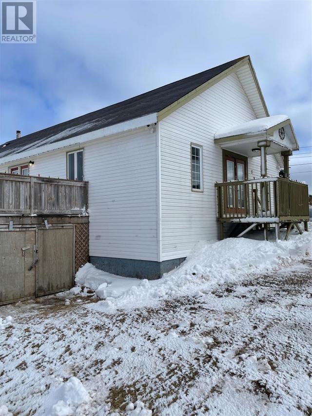 8 Third Street, House detached with 4 bedrooms, 2 bathrooms and null parking in Wabana NL | Image 35