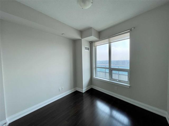 2009 - 7171 Yonge St, Condo with 1 bedrooms, 1 bathrooms and 1 parking in Markham ON | Image 3