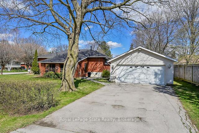 178 Council Cres, House detached with 3 bedrooms, 2 bathrooms and 6 parking in Hamilton ON | Image 19
