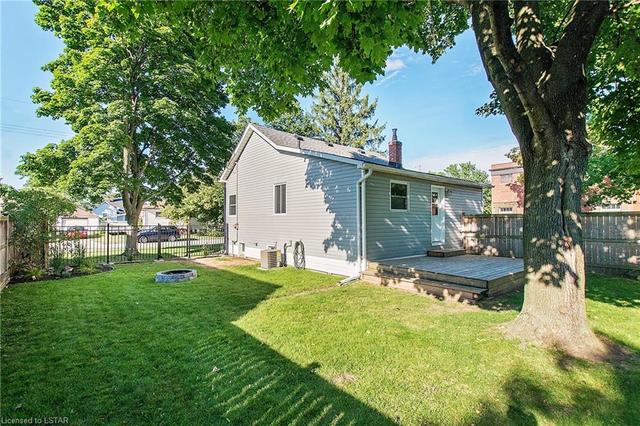 267 Nelson Street, House detached with 3 bedrooms, 1 bathrooms and 2 parking in Sarnia ON | Image 23