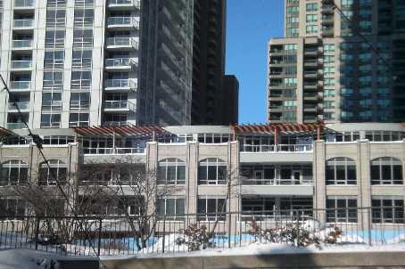 th-01 - 761 Bay St, Townhouse with 3 bedrooms, 3 bathrooms and 2 parking in Toronto ON | Image 1