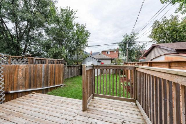 131 Priscilla Ave, House detached with 3 bedrooms, 3 bathrooms and 0 parking in Toronto ON | Image 30