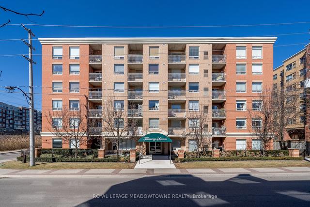 506 - 32 Tannery St, Condo with 2 bedrooms, 2 bathrooms and 2 parking in Mississauga ON | Image 35