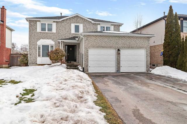 11 Summerhill Rd, House detached with 4 bedrooms, 4 bathrooms and 6 parking in East Gwillimbury ON | Image 1