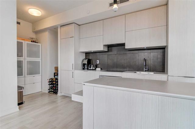 710 - 1990 Bloor St W, Condo with 2 bedrooms, 3 bathrooms and 1 parking in Toronto ON | Image 12