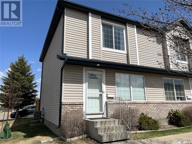 201 - 663 Beckett Cres, House attached with 3 bedrooms, 2 bathrooms and null parking in Saskatoon SK | Card Image