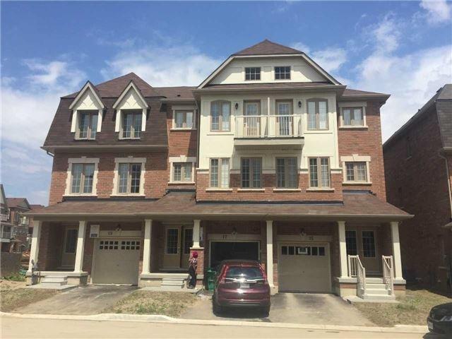 19 Hobart Gdns, House attached with 3 bedrooms, 3 bathrooms and 1 parking in Brampton ON | Image 18