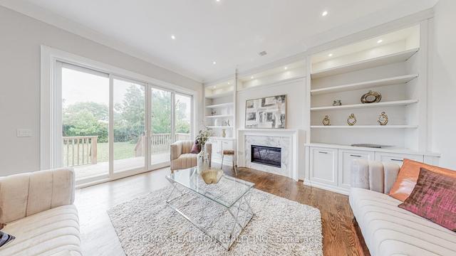 165 Old Sheppard Ave, House detached with 4 bedrooms, 6 bathrooms and 6 parking in Toronto ON | Image 5