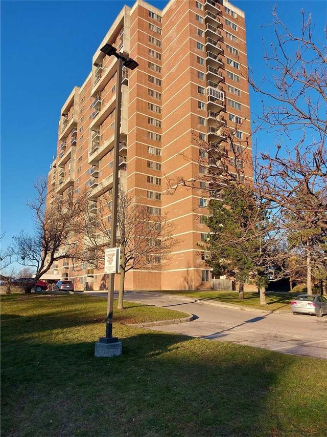 303 - 100 Wingarden Crt, Condo with 2 bedrooms, 2 bathrooms and 1 parking in Toronto ON | Image 10