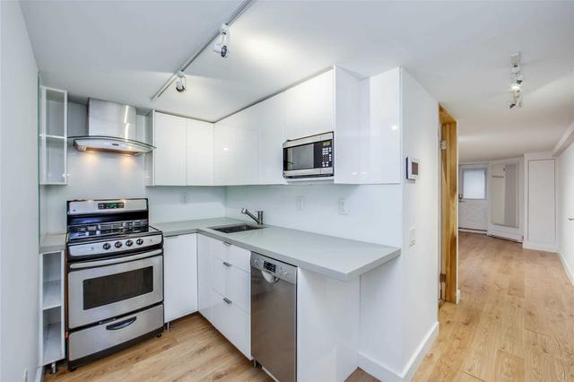 bsmt - 18 Kendal Ave, House semidetached with 2 bedrooms, 1 bathrooms and 0 parking in Toronto ON | Image 11