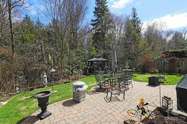 1505 Forest Valley Drive, House detached with 4 bedrooms, 3 bathrooms and 4 parking in Ottawa ON | Image 26