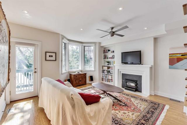 57 Bowden St, House semidetached with 3 bedrooms, 3 bathrooms and 0 parking in Toronto ON | Image 4