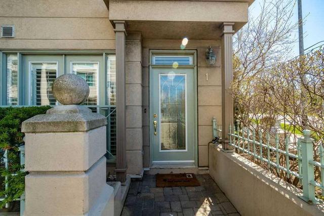 Th1 - 2111 Lake Shore Blvd W, Townhouse with 3 bedrooms, 4 bathrooms and 1 parking in Toronto ON | Image 2