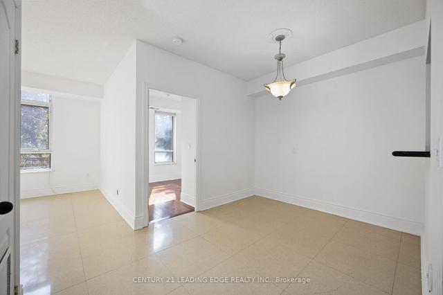 201 - 53 Woodbridge Ave, Condo with 2 bedrooms, 1 bathrooms and 1 parking in Vaughan ON | Image 4