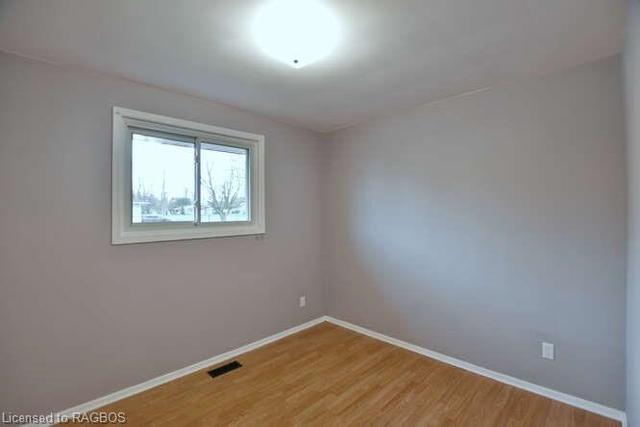 494 6th Street, House detached with 2 bedrooms, 1 bathrooms and 2 parking in Hanover ON | Image 26