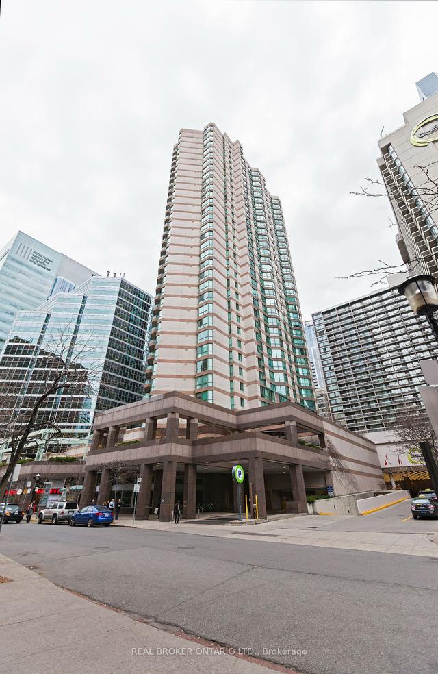 1110 - 38 Elm St, Condo with 1 bedrooms, 1 bathrooms and 0 parking in Toronto ON | Image 13