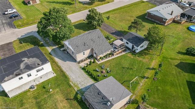 543 Walden Boulevard, House detached with 4 bedrooms, 1 bathrooms and 8 parking in Fort Erie ON | Image 38