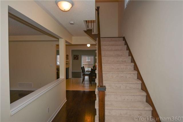 1539 Dusty Dr, House detached with 4 bedrooms, 4 bathrooms and 4 parking in Pickering ON | Image 2