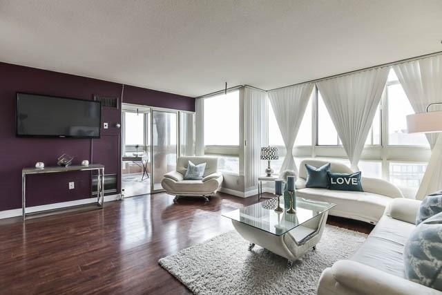 Ph10 - 3233 Eglinton Ave E, Condo with 2 bedrooms, 2 bathrooms and 3 parking in Toronto ON | Image 7
