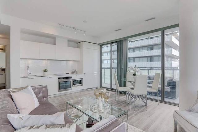 4009 - 50 Charles St E, Condo with 2 bedrooms, 1 bathrooms and 0 parking in Toronto ON | Image 6