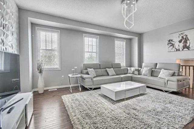 7 Peppermint Clse, House detached with 5 bedrooms, 5 bathrooms and 5 parking in Brampton ON | Image 15