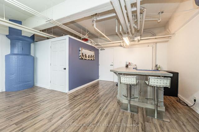 102 - 410 King St W, Condo with 1 bedrooms, 1 bathrooms and 1 parking in Kitchener ON | Image 10