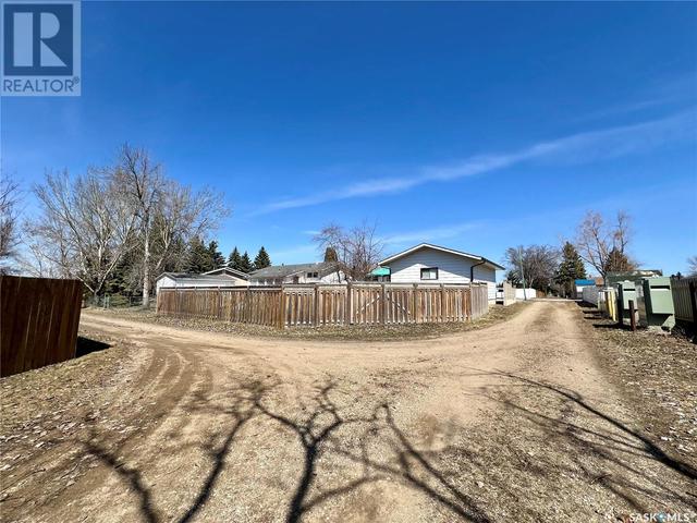 106 Cedarwood Crescent, House detached with 5 bedrooms, 2 bathrooms and null parking in Yorkton SK | Image 28