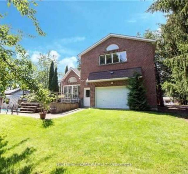 1915 Spruce Hill Rd, House detached with 4 bedrooms, 3 bathrooms and 13 parking in Pickering ON | Image 4