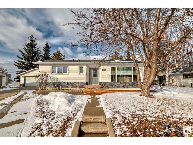 14 Falcon Cr, House detached with 4 bedrooms, 2 bathrooms and 4 parking in St. Albert AB | Image 5