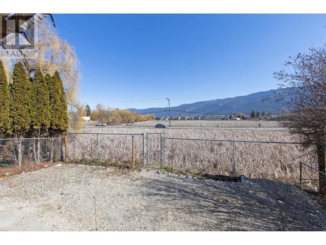 6 - 2716 Wolfenden Terrace, House detached with 3 bedrooms, 2 bathrooms and 3 parking in Armstrong BC | Image 31