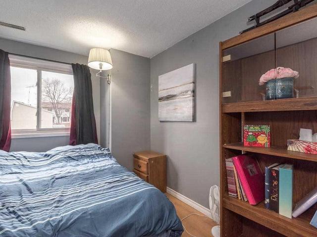 14 Hasting Sq, House detached with 3 bedrooms, 2 bathrooms and 2 parking in Brampton ON | Image 16