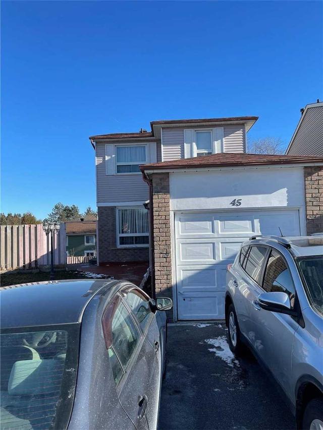 45 Warwick Castle Crt, House detached with 3 bedrooms, 3 bathrooms and 3 parking in Toronto ON | Image 1