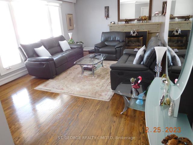 29 Nanwood Dr, House detached with 3 bedrooms, 3 bathrooms and 5 parking in Brampton ON | Image 18