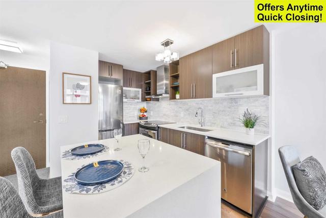 1002 - 1 Michael Power Pl, Condo with 1 bedrooms, 1 bathrooms and 1 parking in Toronto ON | Image 1