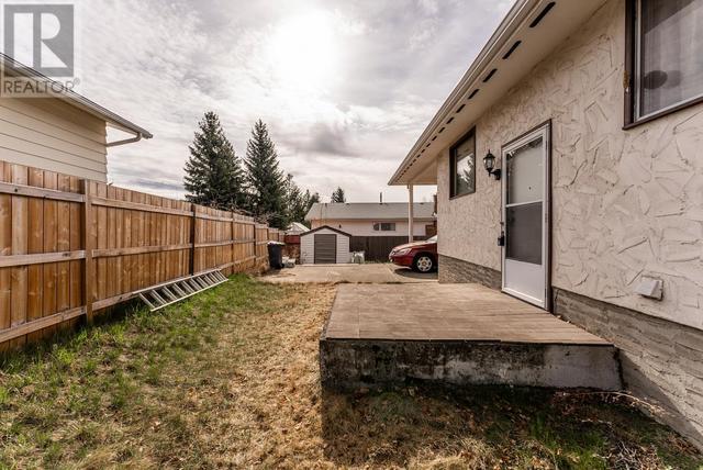 2348 Foot Street, House detached with 5 bedrooms, 3 bathrooms and null parking in Prince George BC | Image 35